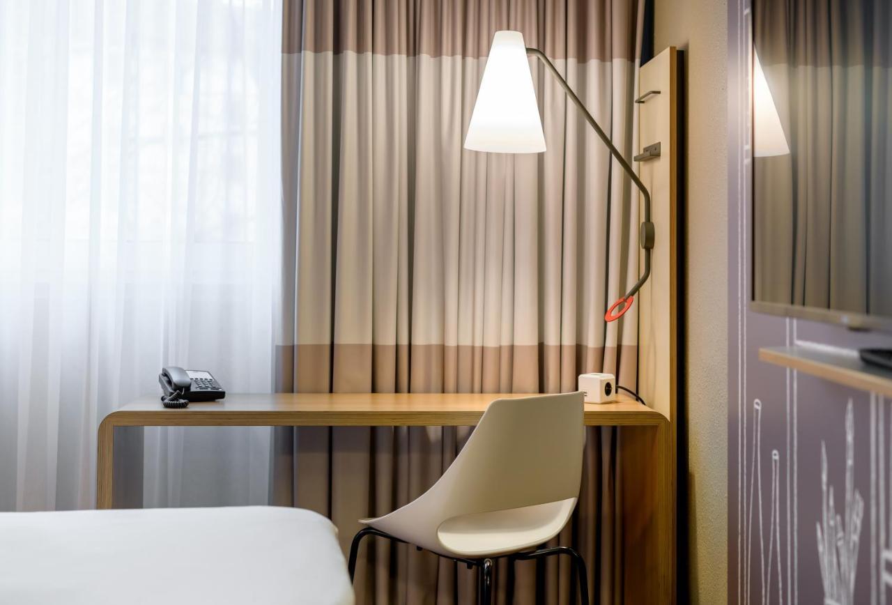 Ibis Nuernberg City Am Plaerrer Bagian luar foto