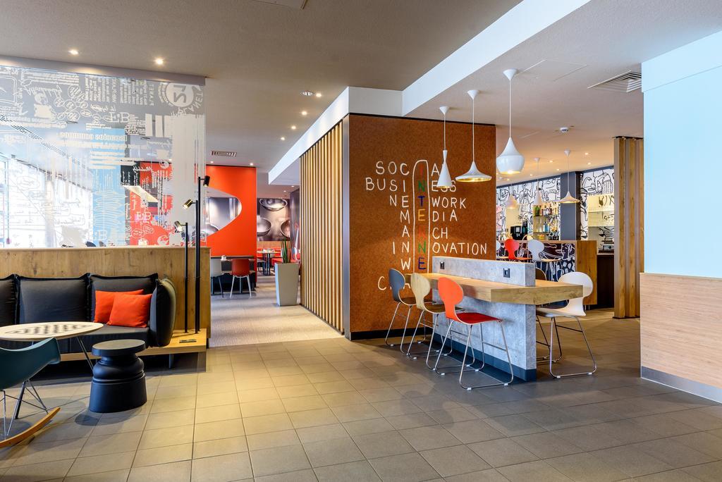 Ibis Nuernberg City Am Plaerrer Bagian luar foto